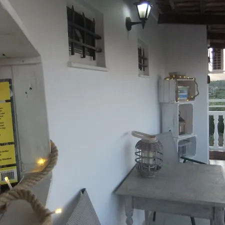 Apartment Explorer's Rest Argassi
